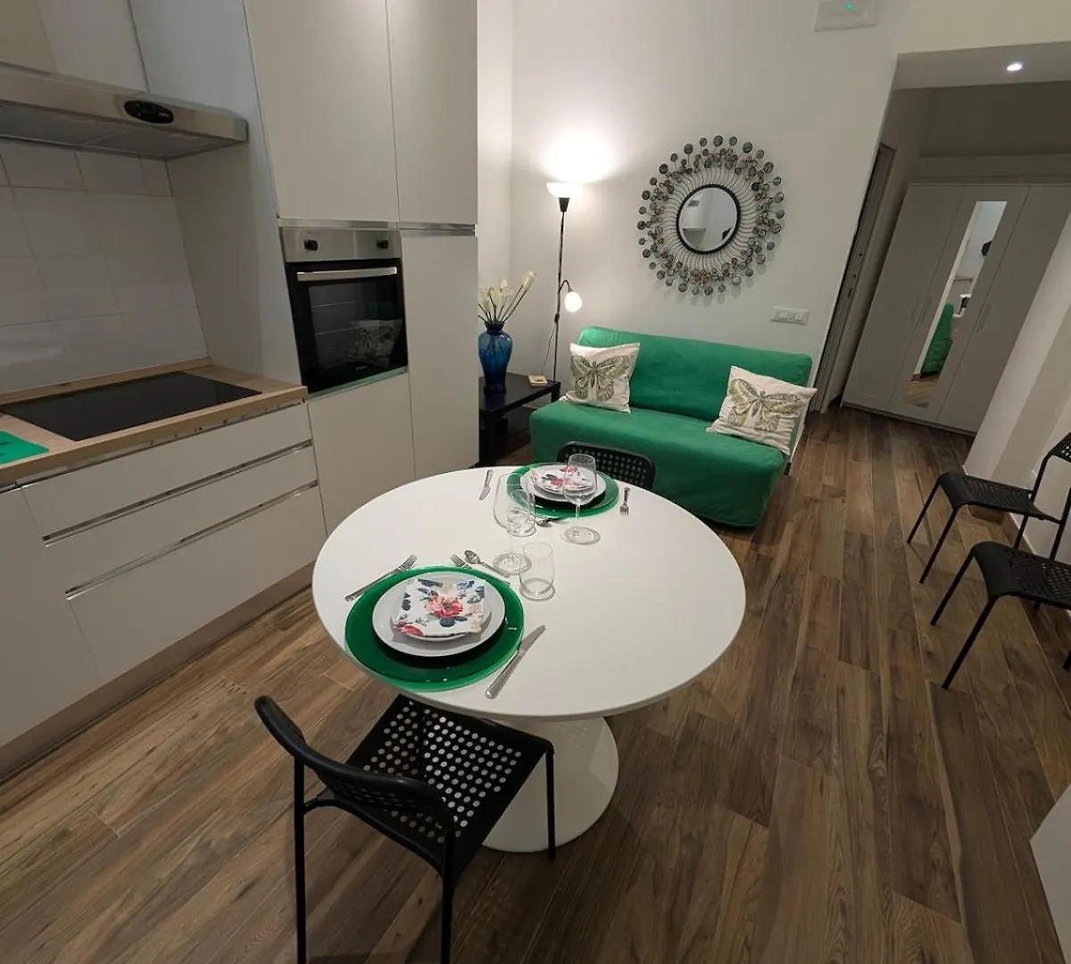 Studio Quattro Roma 0*,