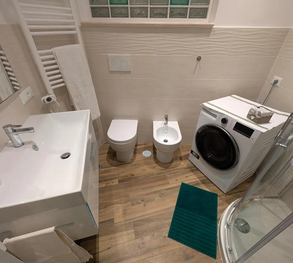 Studio Quattro Roma 0*,  İtalya